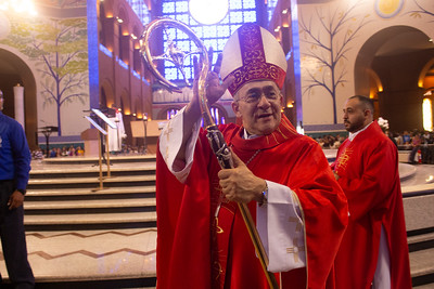 Dom Edmilson Amador Caetano, bispo de Guarulhos, no Santuário de Aparecida