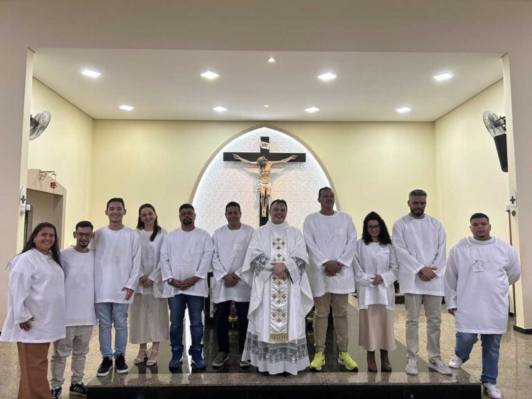 Catequese de Adultos, sacramentos, Vigília Pascal